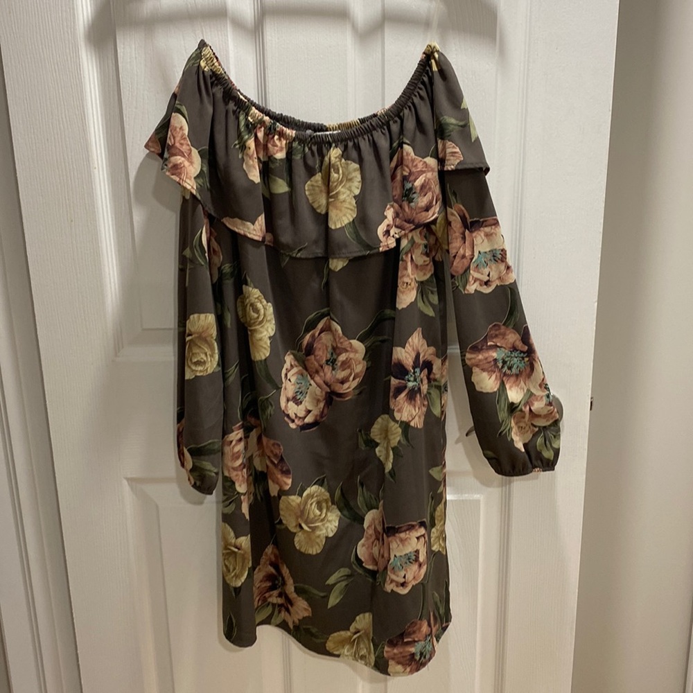 Yaya and Co off shoulder dress